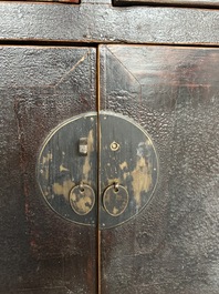 A Chinese wooden altar cabinet ('jia tang gui') with openworked ends, Guangdong/Fujian, late Qing/Republic