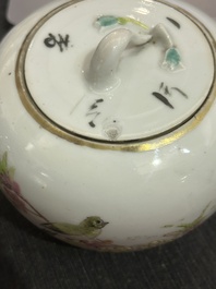 Een diverse collectie Chinees qianjiang cai en famille rose porselein, 19de/20ste eeuw