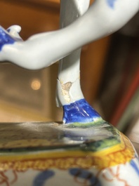 Een polychroom Delfts model van een paard, 18de eeuw