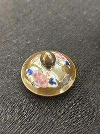 Een diverse collectie Chinees famille rose porselein, Yongzheng/Qianlong