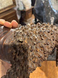 Een paar houten sculpturen van poedels en een leeuw, mogelijk Engeland, 18de/19de eeuw