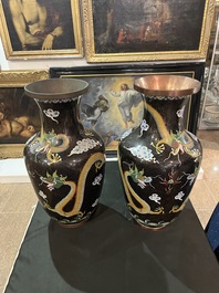 A pair of Chinese cloisonn&eacute; dragon vases, 19th/20th C.