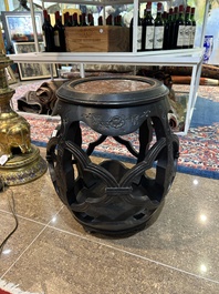 A reticulated Chinese wooden stand with marble top and a French gilt brass and champlev&eacute; 'elephant' lamp, 20th C.