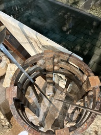 Victor Horta (1861-1947, attributed to): A pair of patinated open-worked wrought iron bases, early 20th C.