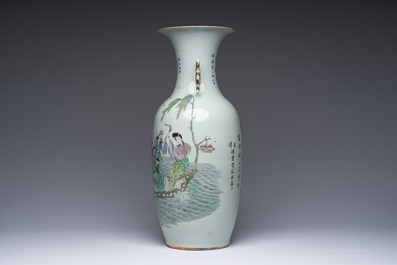 A Chinese famille rose 'Immortals at sea' vase, 19th/20th C.