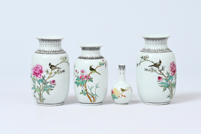 Acht Chinese famille rose vazen met vogels tussen bloesemtakken en figuratief decor, 20ste eeuw