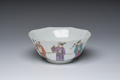 Een Chinese famille rose kom met onsterfelijken, Tongzhi merk en periode