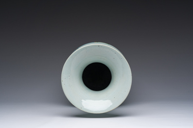 A Chinese famille rose vase with female scholars, 19th/20th C.