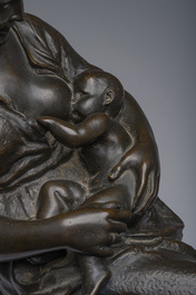 Otto De Beul (1845-1899): M&egrave;re et enfant, bronze &agrave; patin brune sur socle en marbre, marque de fonderie 'G. Paternotte fondeur Lembecq'