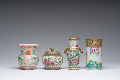 Een uitgebreide en gevarieerde collectie Chinees en Japans porselein, 18de/20ste eeuw