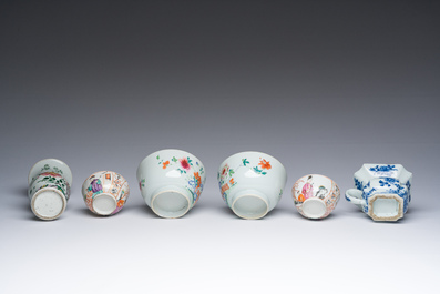 Collection vari&eacute;e en porcelaine de Chine bleu, blanc et famille rose, Kangxi/Qianlong