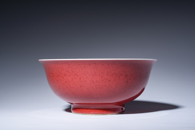Bol en porcelaine de Chine en rouge de cuivre monochrome, 19&egrave;me si&egrave;cle