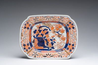 Een uitgebreide en gevarieerde collectie Chinees en Japans porselein, 18de/20ste eeuw