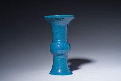 A Chinese robin's egg glazed yenyen vase, 19th C.