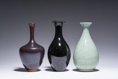 Three Japanese studio pottery vases and a bowl, Showa, 20th C.
