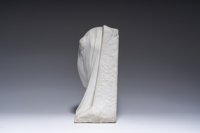 P. Simoens (19&egrave;me/20&egrave;me si&egrave;cle), suiveur de Francesco di Simone Ferrucci (1437-1493): Portrait de Barbara Manfredi en relief, marbre blanc de Carrare