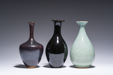 Three Japanese studio pottery vases and a bowl, Showa, 20th C.