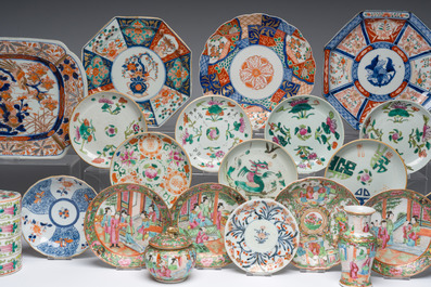 Een uitgebreide en gevarieerde collectie Chinees en Japans porselein, 18de/20ste eeuw