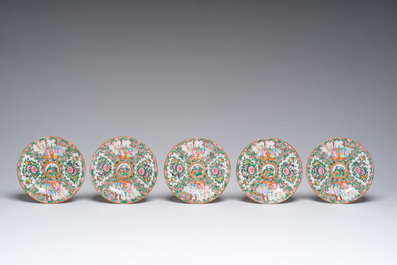 A varied collection of Chinese blue, white and Canton famille rose porcelain, 18th/20th C.