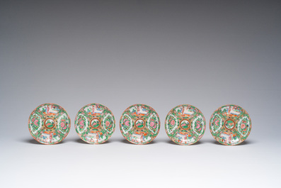 A varied collection of Chinese blue, white and Canton famille rose porcelain, 18th/20th C.