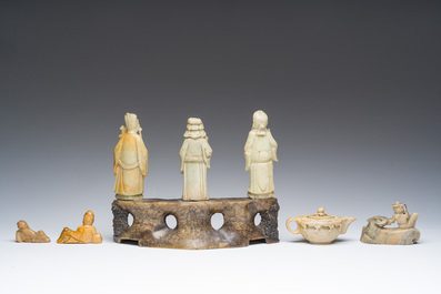 Collection vari&eacute;e de sculptures en pierre &agrave; savon, Chine, 19&egrave;me/20&egrave;me si&egrave;cle