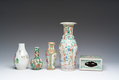 Collection vari&eacute;e en porcelaine de Chine famille rose, verte et qianjiang cai, 19&egrave;me/20&egrave;me si&egrave;cle