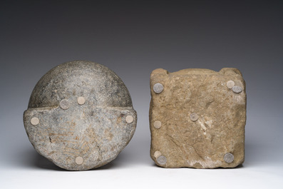 B&eacute;nitier en marbre noir et un mortier en pierre, 17&egrave;me si&egrave;cle