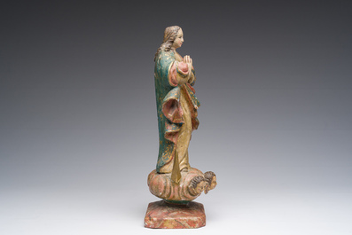 Sculpture de l'Immacul&eacute;e Conception de Marie en bois sculpt&eacute; et polychrome, sud de l'Europe, 18&egrave;me si&egrave;cle