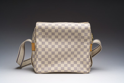 Sac bandouli&egrave;re Louis Vuitton 'Damier Azur Naviglio' avec agenda assorti, 21&egrave;me si&egrave;cle