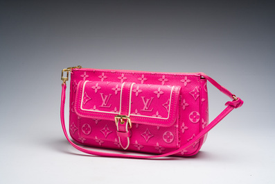 Sac &agrave; main Louis Vuitton, 'Monogram Fall For You Maxi Multi-Pochette', France, 21&egrave;me si&egrave;cle