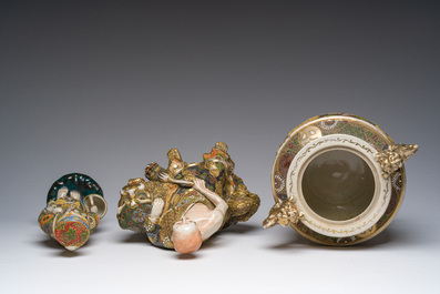 Collection vari&eacute;e en porcelaine Satsuma de Japon, e.a. une paire de vases &agrave; d&eacute;cor d'&eacute;l&eacute;phants en relief, 19&egrave;me/20&egrave;me si&egrave;cle