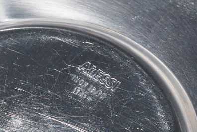 Michael Graves (1934-2015): Service &agrave; caf&eacute; et &agrave; th&eacute; de huit pi&egrave;ces en acier inoxydable avec la th&eacute;i&egrave;re 'Mod&egrave;le 9303', Alessi, Italie, ann&eacute;es 80