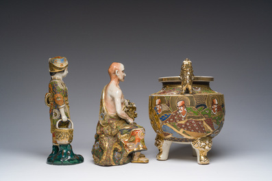 Collection vari&eacute;e en porcelaine Satsuma de Japon, e.a. une paire de vases &agrave; d&eacute;cor d'&eacute;l&eacute;phants en relief, 19&egrave;me/20&egrave;me si&egrave;cle