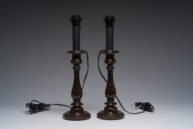 A pair of serpentine candlesticks mounted into table lamps, 19th C.