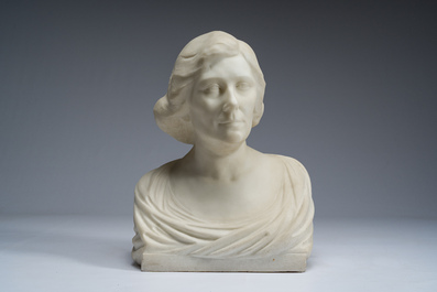 &Eacute;cole belge: Buste de dame, marbre blanc de Carrare, d&eacute;but du 20&egrave;me si&egrave;cle