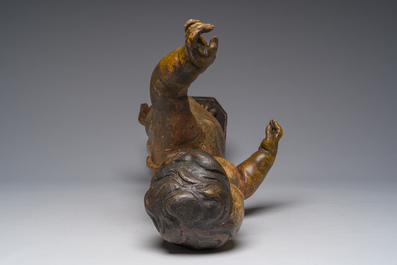 Putto en bois dor&eacute; et polychrome, 18&egrave;me si&egrave;cle