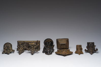 Cinq sculptures votives en bronze, Inde, 19&egrave;me/20&egrave;me si&egrave;cle