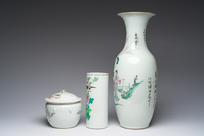 A Chinese famille rose vase, a hatstand and a jar and cover with ladies in a palace garden, 19th/20th C.