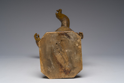 Putto en bois dor&eacute; et polychrome, 18&egrave;me si&egrave;cle