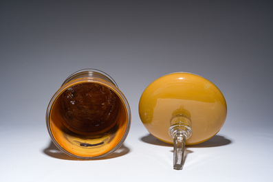 Grand pot d'apothicaire 'Digitalis' en verre peint &agrave; l'int&eacute;rieur, France, Cordes, vers 1900