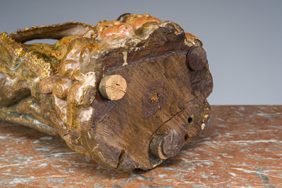 Autel exceptionnel en bois dor&eacute; et polychrome &agrave; d&eacute;cor de Dieu le P&egrave;re et des anges accompagn&eacute; d'une Vierge, Espagne, 18&egrave;me si&egrave;cle