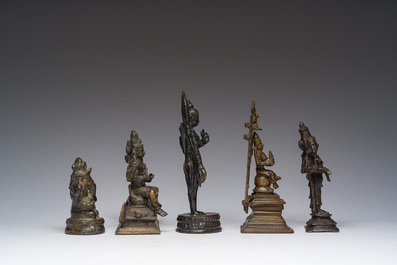 Cinq sculptures votives en bronze, Inde, 19&egrave;me/20&egrave;me si&egrave;cle