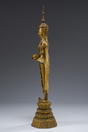 Een Thaise verguld bronzen figuur van een staande Boeddha, Rattanakosin, 19de eeuw