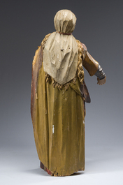 Importante sculpture en bois polychrom&eacute; d'&Eacute;lisabeth de Hongrie, 18&egrave;me si&egrave;cle