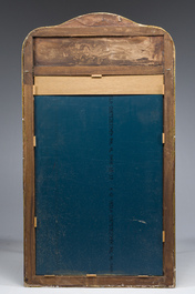 Table d'appoint &agrave; plateau en marbre, un miroir orn&eacute; de d&eacute;tails en pl&acirc;tre et une chaise en bois dor&eacute;, France, 19&egrave;me/20&egrave;me si&egrave;cle