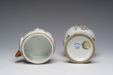 Pot couvert en forme de hibou en porcelaine de Paris polychrome et dor&eacute; &agrave; d&eacute;cor d'armoiries, France, 20&egrave;me si&egrave;cle