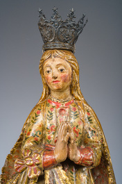 Autel exceptionnel en bois dor&eacute; et polychrome &agrave; d&eacute;cor de Dieu le P&egrave;re et des anges accompagn&eacute; d'une Vierge, Espagne, 18&egrave;me si&egrave;cle