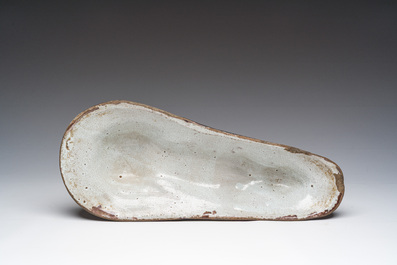 A brown-glazed pottery tureen for hare's p&acirc;t&eacute;, west of France, 19th C.