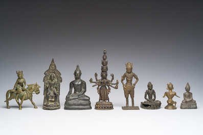 Collection vari&eacute;e de sculptures votives bouddhistes en bronze, Asie du Sud-Est, 19&egrave;me/20&egrave;me si&egrave;cle