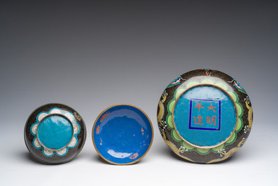 A varied collection of Chinese cloisonn&eacute; items, 19th/20th C.